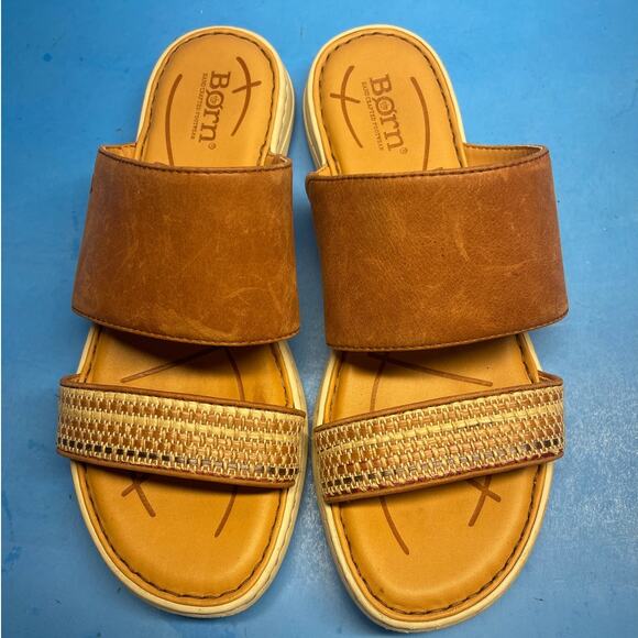 Born Women's Sandal Size 8 M Brown Leather Slide 2 Strap Flat Flip Flop Comfy - Picture 7 of 11